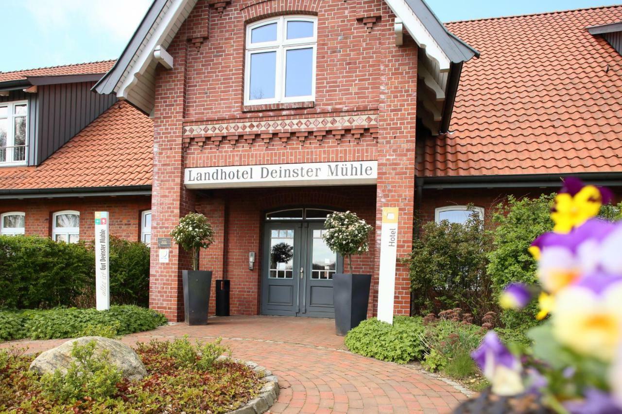 Stade Land Golf Hotel Tiny Haeuser Deinste Buitenkant foto